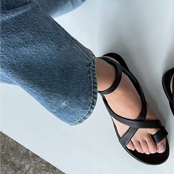 Matisse Harley Black Ankle Strap Leather Sandal Size 8 NIB - Picture 1 of 14